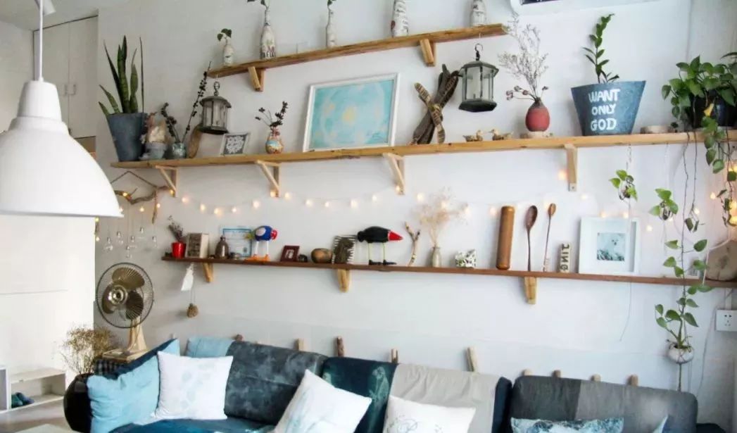 出租屋改造捡破烂,靠捡废品装修