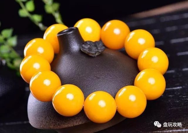 假蜜蜡在清水中能不能沉下去,假蜜蜡可能两块完全一样吗