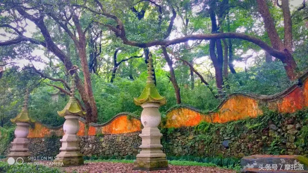 骑着摩托周末一起游,骑摩托来一场说走就走的旅行