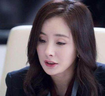 被双眼皮贴坑了的女星们,明星双眼皮李小璐