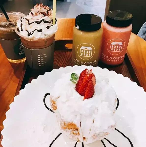 为喜欢自拍的小仙女打造的咖啡店！据说90%的韩国妹子都去打过卡