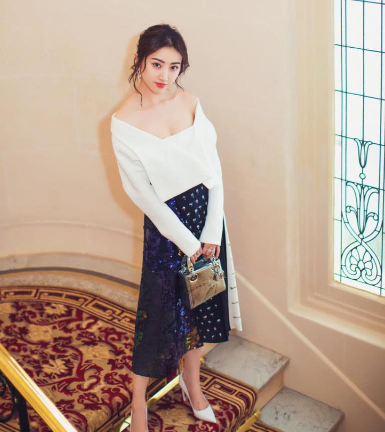 景甜在张继科事件后最新路透,景甜和张继科在一起后身材变化