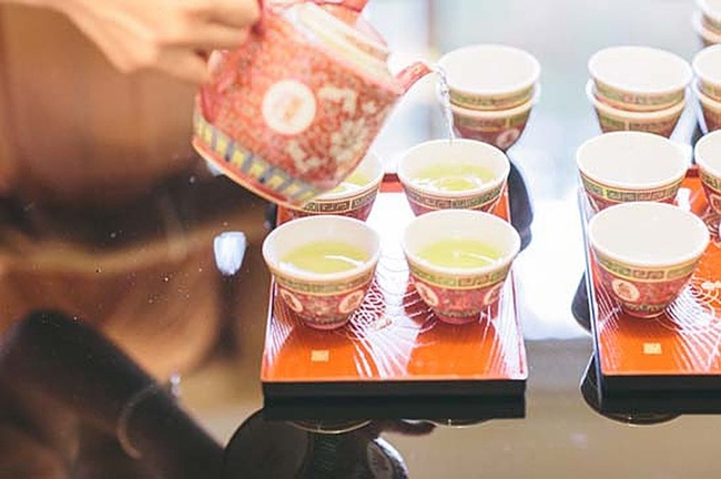 父母离婚结婚谁做主,父母离婚后自己结婚怎么请人