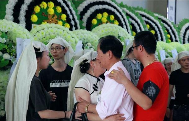 民间曲艺大师张紫映老师与世长辞，大兵出席追悼会