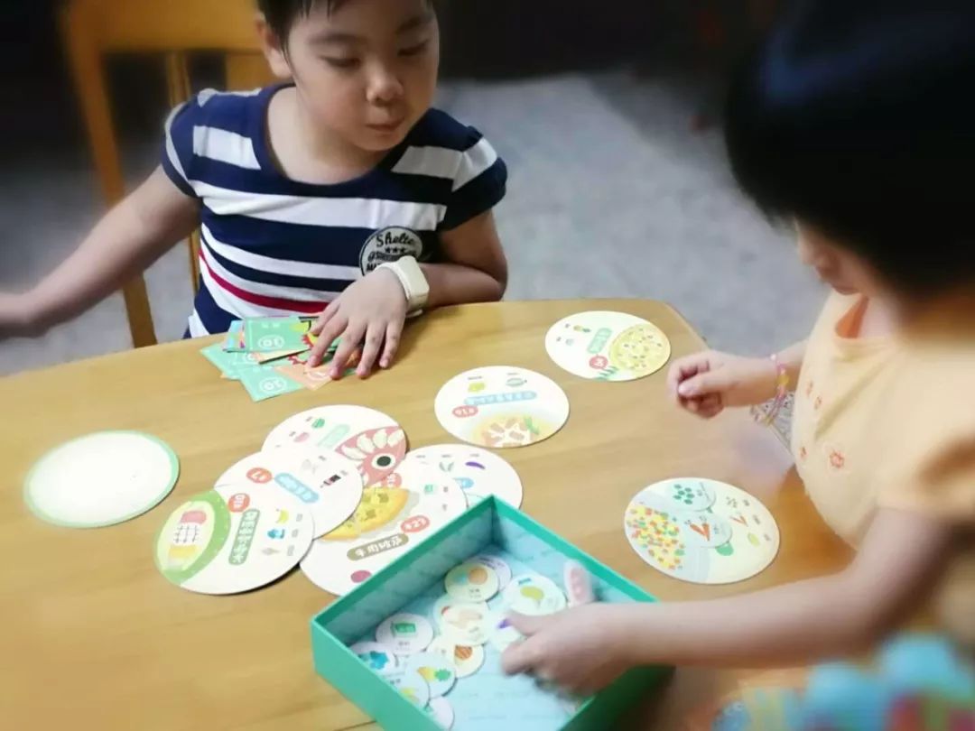 能锻炼儿童记忆的益智玩具黑科技,让孩子提高专注力的硬纸板玩具