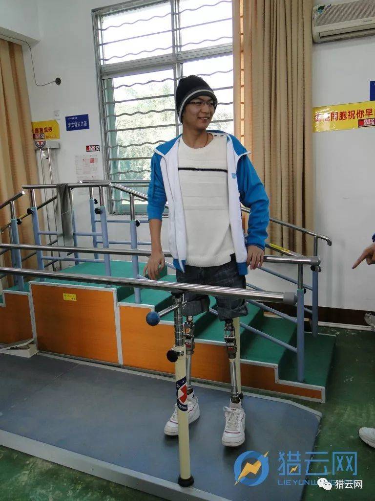 08地震幸存者15年努力的生活,5.12地震回忆