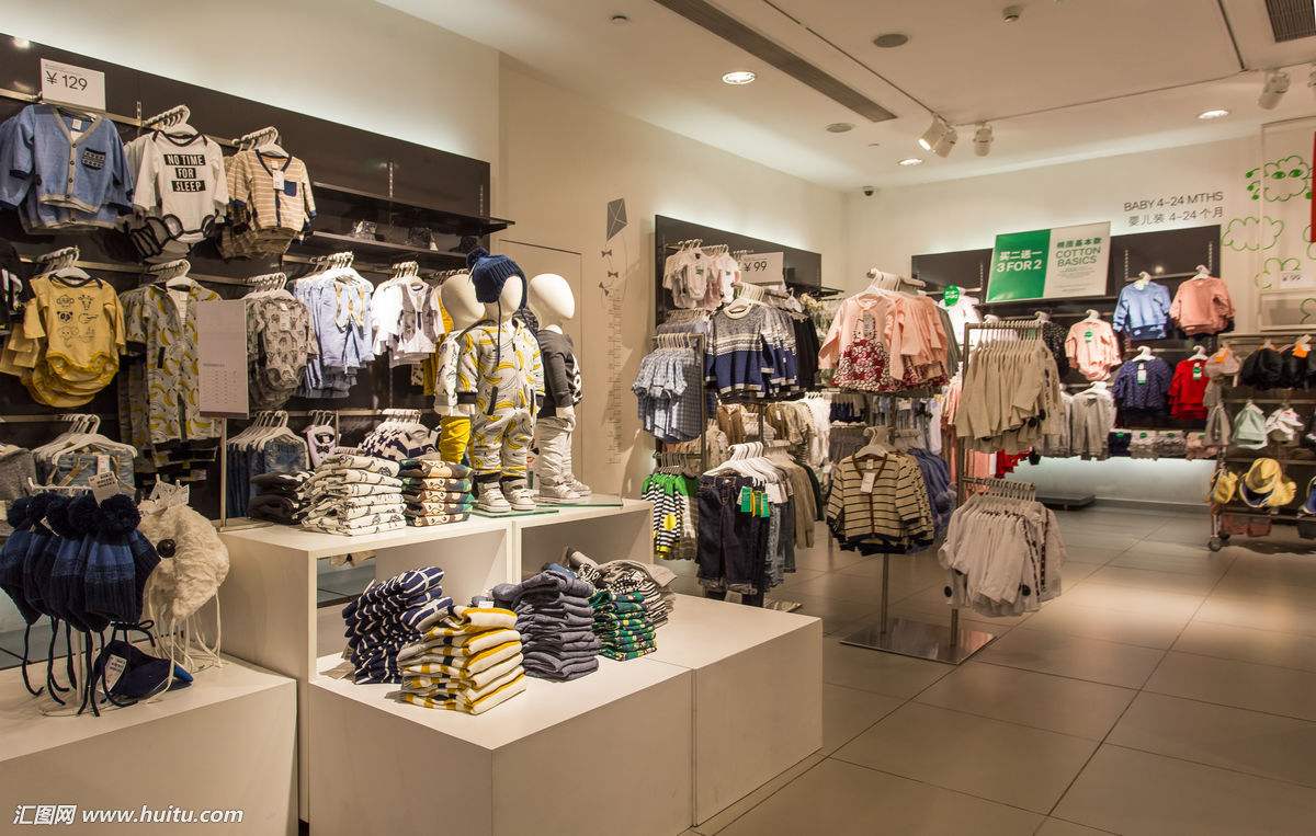 想创业开童装店还是小吃店,开个童装店创业方向怎么选