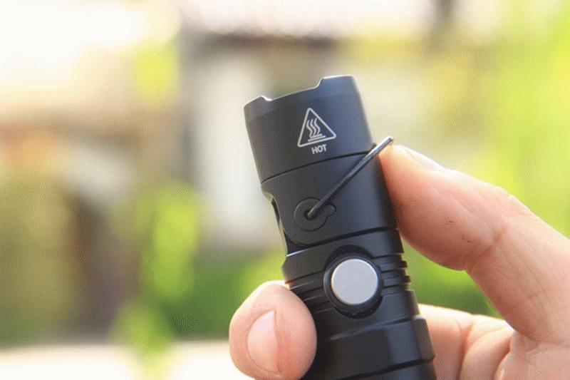 全能小怪-NITECOREMT21C使用体验