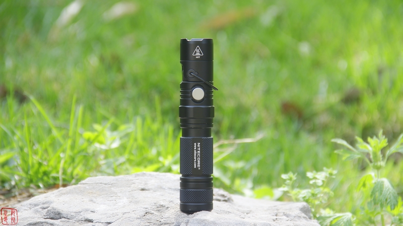 全能小怪-NITECOREMT21C使用体验