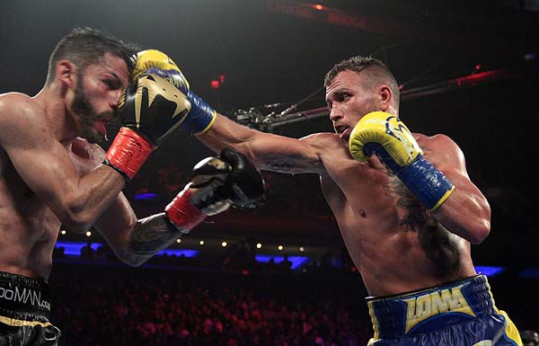 最新拳击洛马琴科争霸赛,洛马琴科羽量级拳王