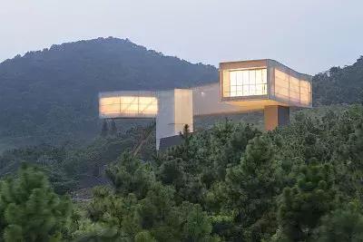 涓嶈缇℃厱鍑哄幓鏃呮父鐨勪汉,涓嶈缇℃厱鍑哄浗鏃呮父