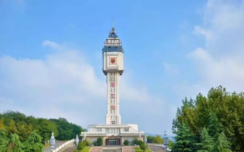 涓嶈缇℃厱鍑哄幓鏃呮父鐨勪汉,涓嶈缇℃厱鍑哄浗鏃呮父