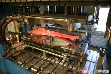 汽车零部件热冲压,汽车零部件热锻模具