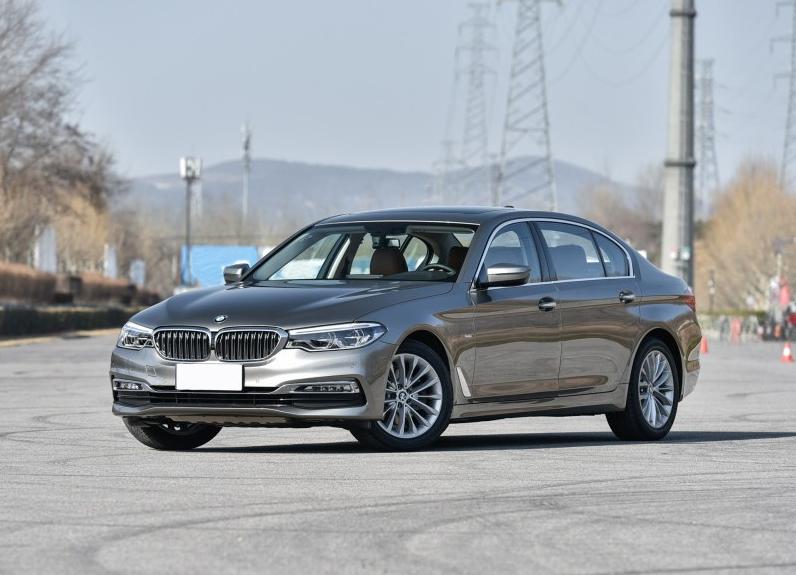 试驾全新宝马525li,成功路上的朋友