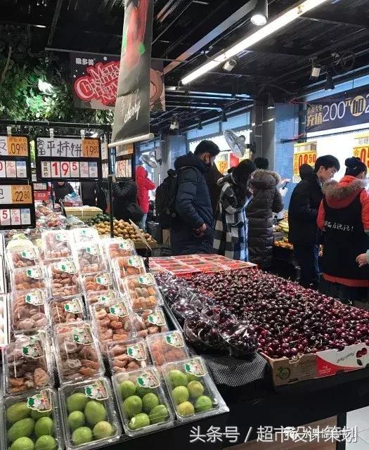 水果店水果陈列摆放销售技巧,20方长方形水果店铺陈列设计