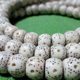 星月菩提玉化手串正确盘玩方法,星月菩提盘玩需要注意什么