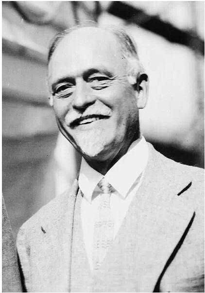 这是筹码战法真正干货,筹码分布最准的四个口诀图解