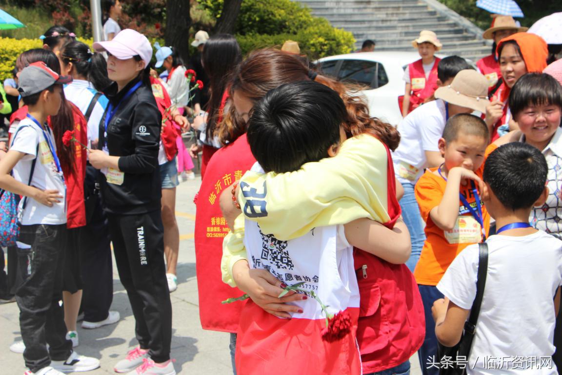 传递爱｜沂蒙山云蒙景区变成了一座“母亲山”