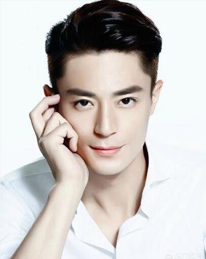 霍建华经历了不一样的人生,霍建华是个怎么样的人