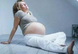 怀孕后一只手胖一只手瘦怎么回事,怀孕期间几个月长胳膊腿