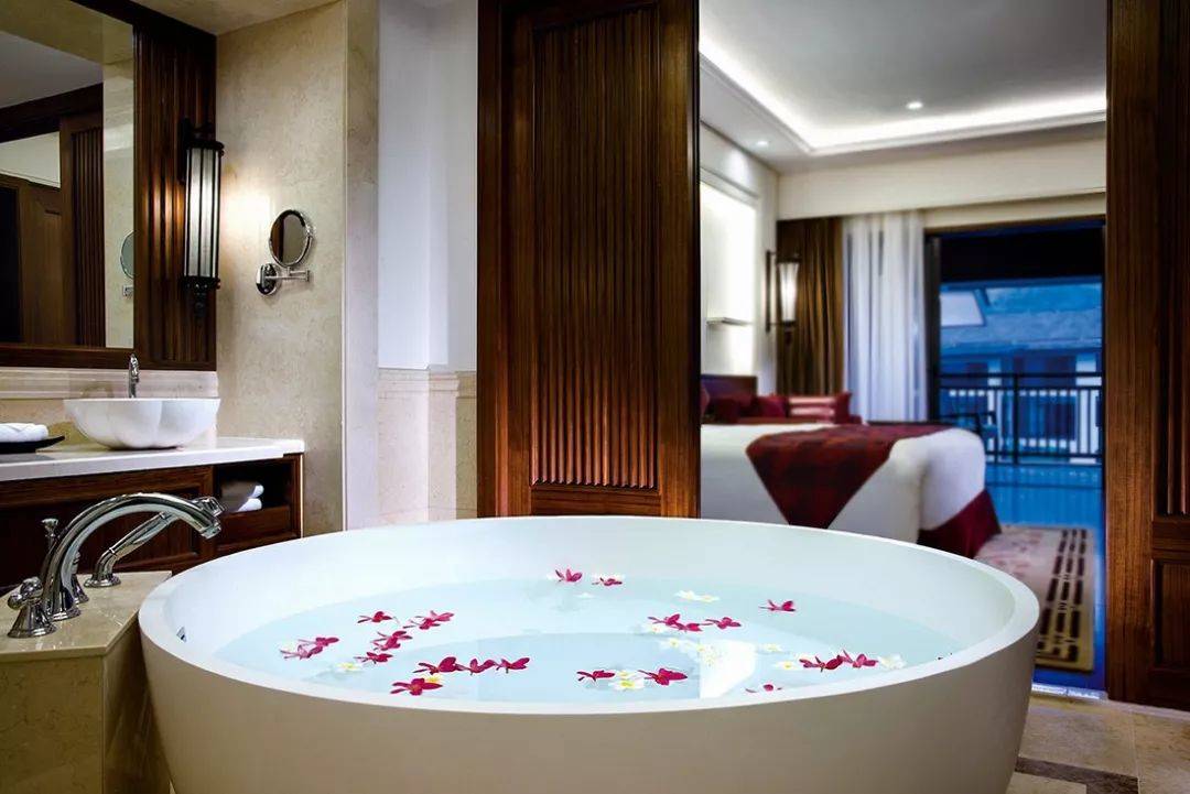 探秘神秘的小镇,探秘边境风景