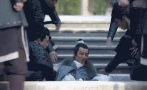 碘伏、碘酒、双氧水、酒精……磕破皮了，到底该涂哪个药才对？