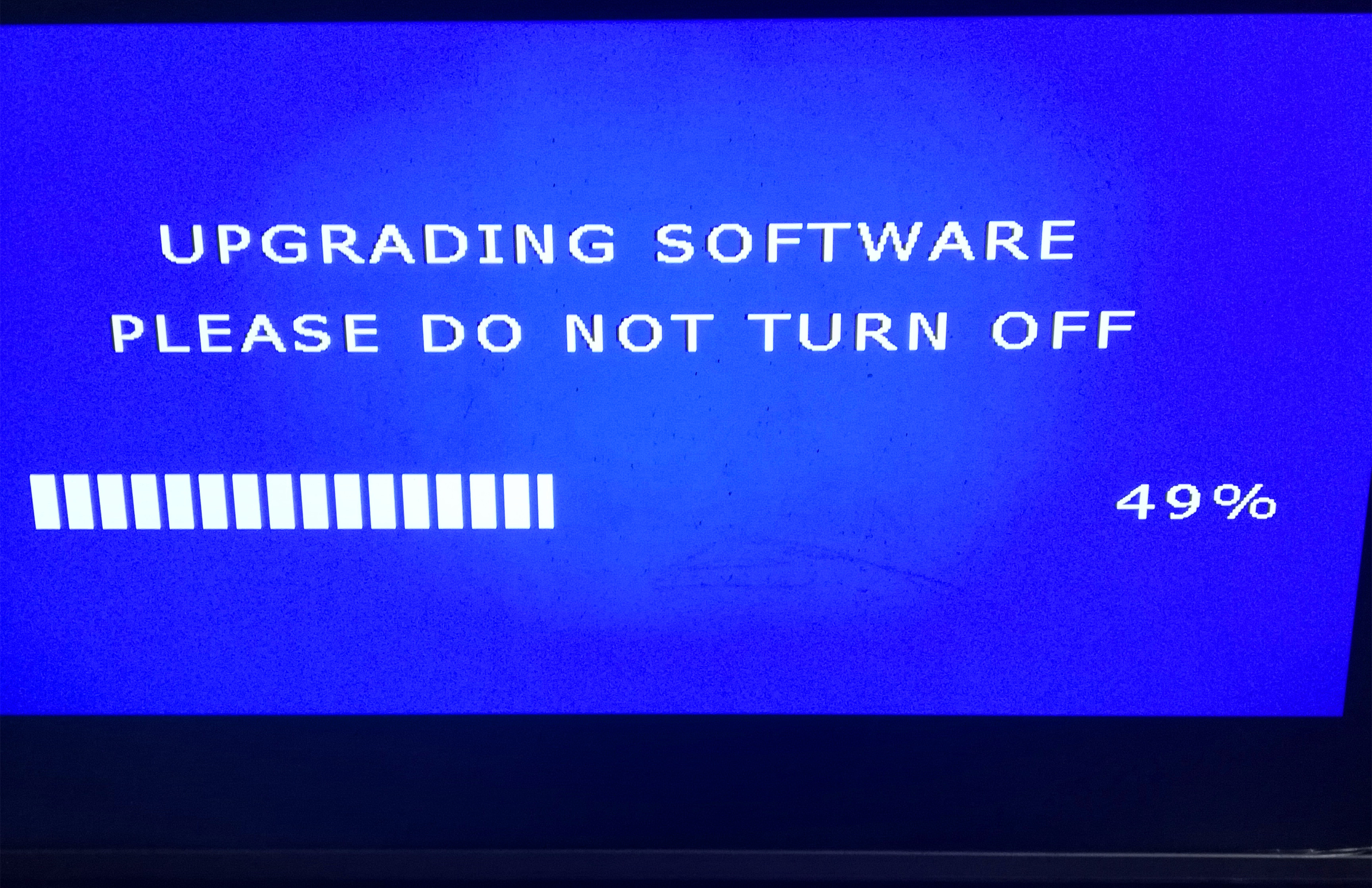 电视机维修本地,伸缩电视机维修