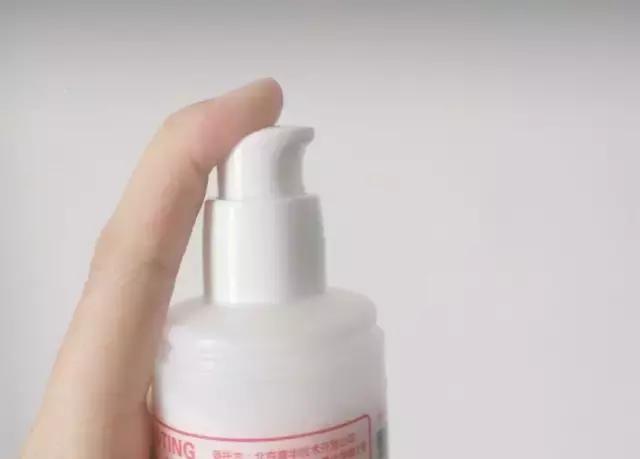 30块钱让你白到透明！不好用我撞豆腐！