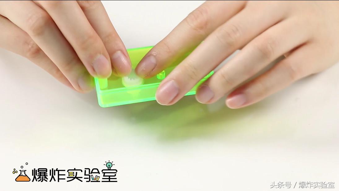 自制手摇发电机灯,制作发电机点亮灯泡