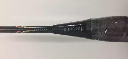 yonex真假球拍鉴别方法,没有钢号的yonex是不是假的