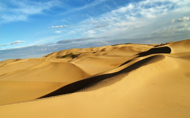 自驾游的天堂青藏线攻略,鄂尔多斯自驾至库布齐沙漠攻略