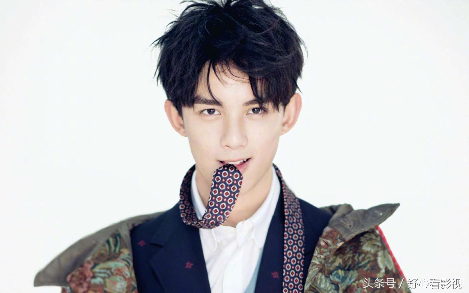 鲜肉难当，好容易躲过了黑粉，没躲过自己工作室！