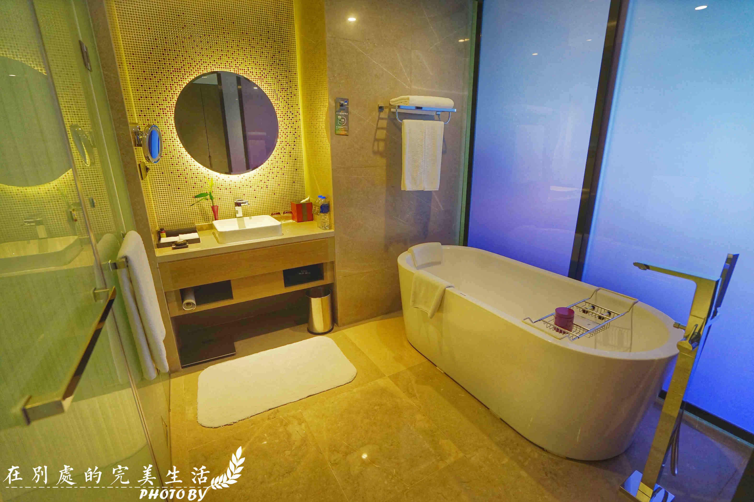 机场单人酒店可以睡两个人吗,机场酒店为何便宜