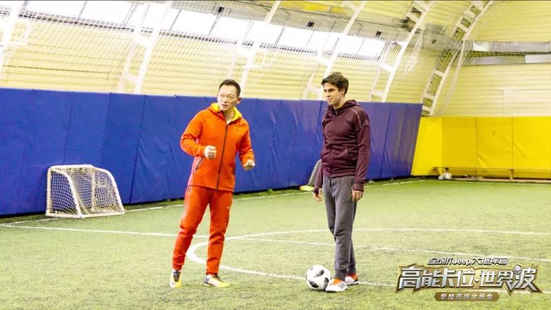 高晓松献足球首秀,高晓松足球