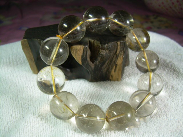 怎么让手串的绳子变松,手串绳松了怎么收紧