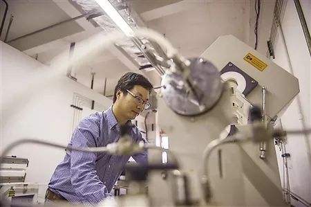 石墨烯携手OLED，两种“贵族材料”或在重庆“牵手”