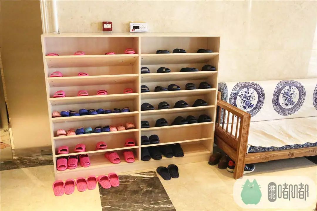 矿工医院附近的这家洗浴中心竟搞全套服务,体验下来后……