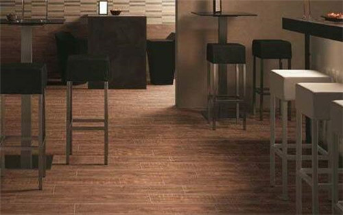 木纹砖好看还是瓷砖好看,木纹砖好打理还是木地板好打理