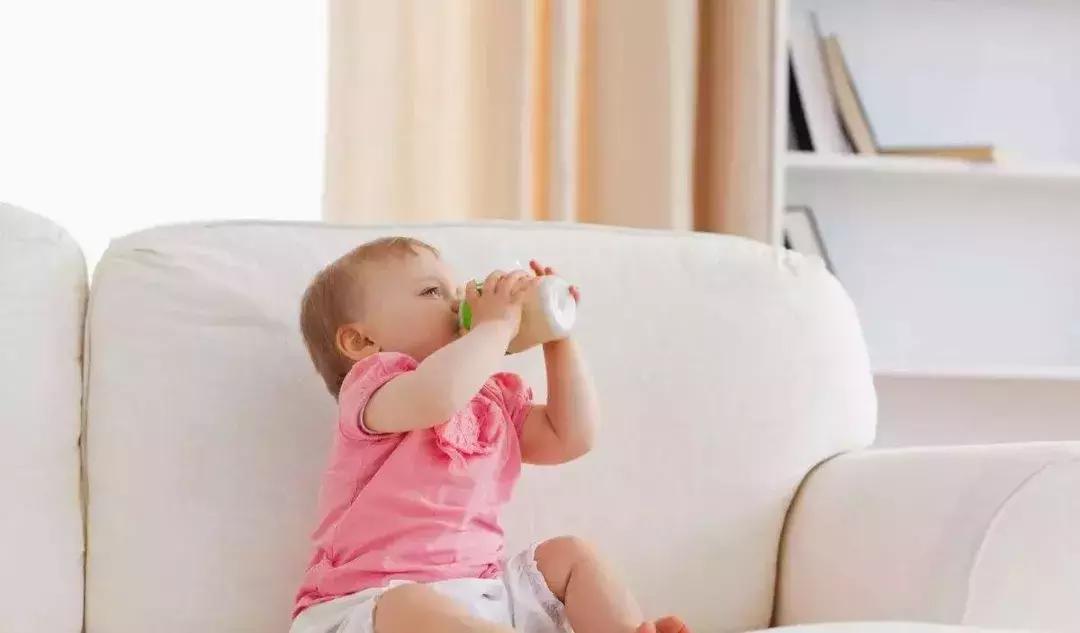 断奶宝宝拒绝奶粉是不是要换,断奶期用什么奶粉最好