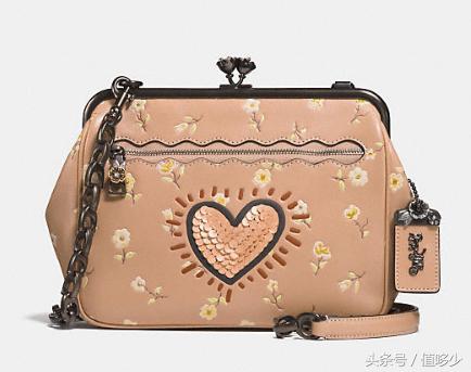 Coach,你努力追求18岁少女的样子真好看!