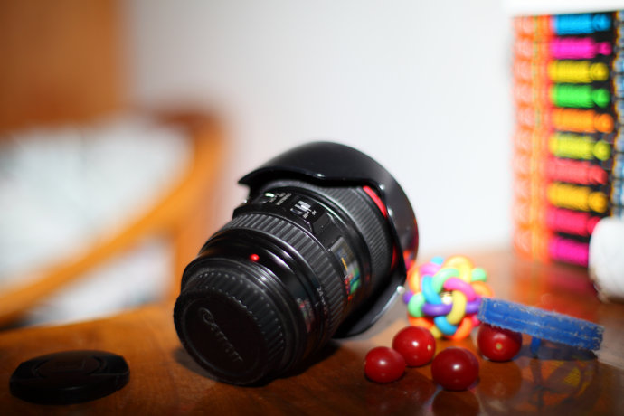 外置闪光灯装后内置怎么就不跳了,外置闪光灯闪了怎么没有效果