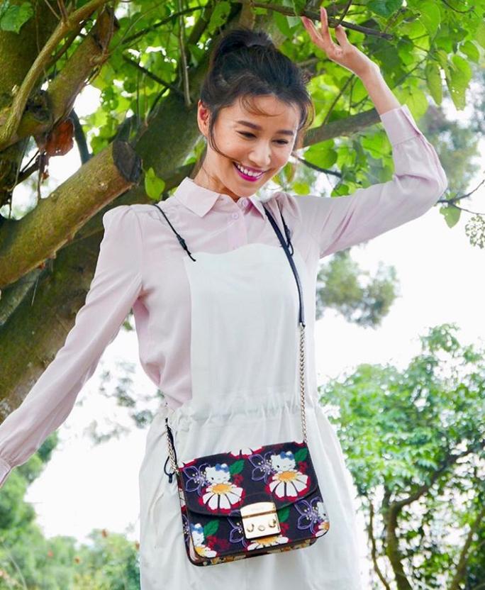 hellokitty缎面包包,hellokitty包包复古