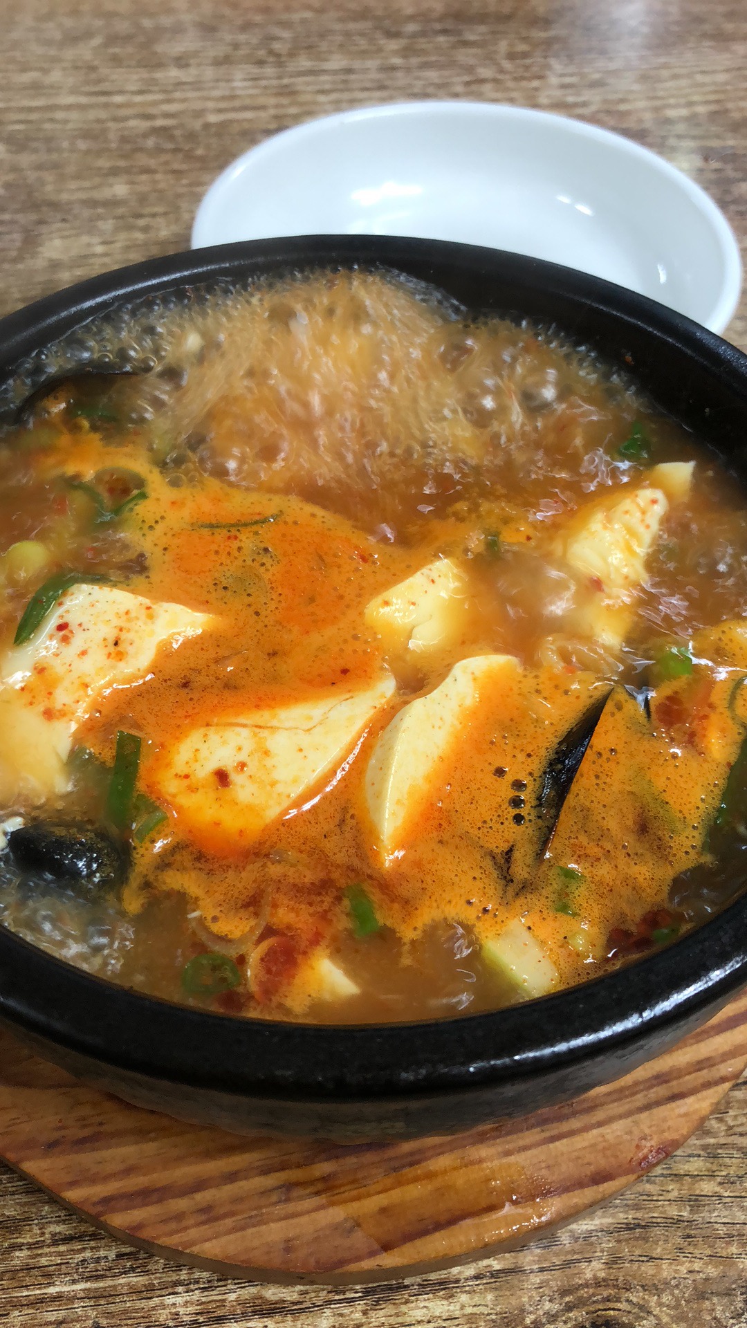 去济州岛买什么化妆品便宜,去济州岛买什么转接头