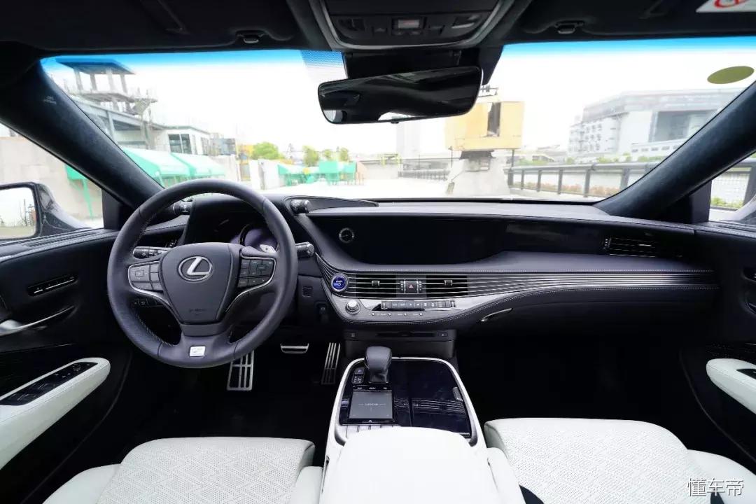 开雷克萨斯ls什么档次,开过雷克萨斯rx