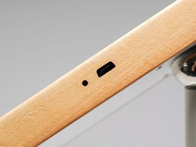 这才是护眼灯该有的样子,又高又大的护眼灯