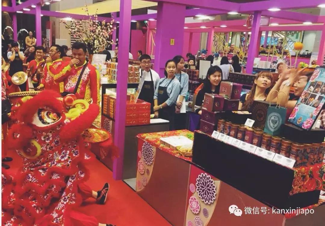 组屋楼下的“土”味蛋糕店，怎么就成为了新加坡网红手信