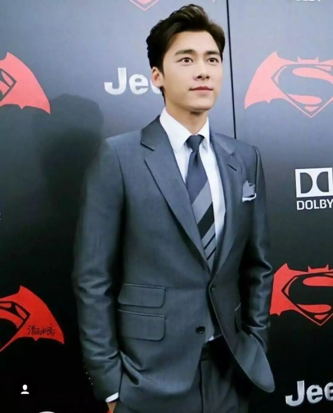 会穿西装的男人,会穿西装男人有多帅