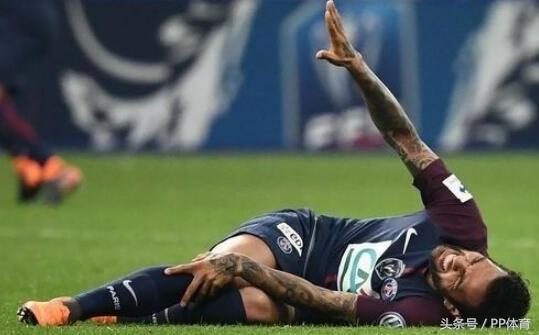 内马尔：一个被宠溺的孩子一个该登基的“新王”？