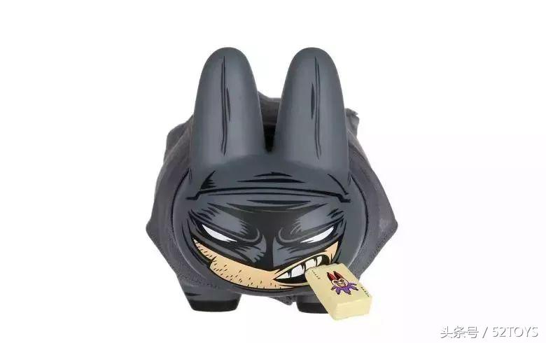 今天我们与Kidrobot主理人FrankKozik先生聊了聊