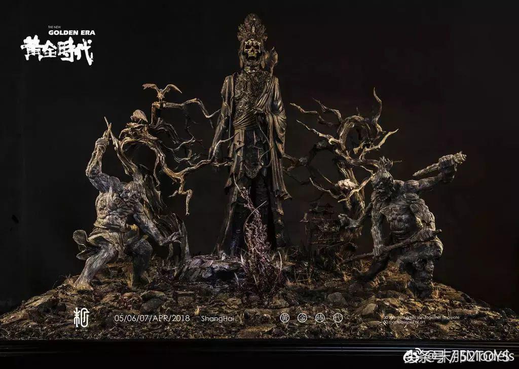 今天我们与Kidrobot主理人FrankKozik先生聊了聊